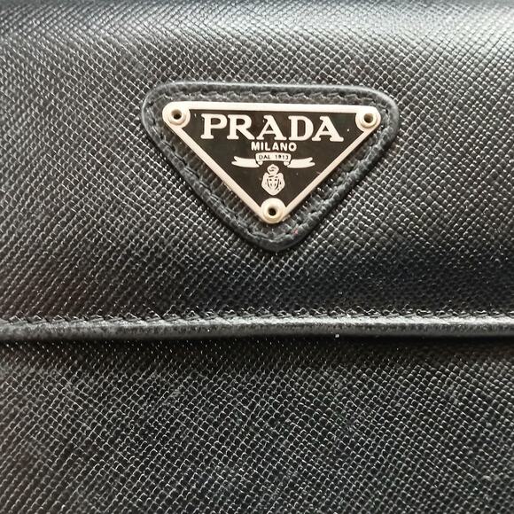 Authentic Prada Saffiano Leather Triangle Logo Trifold Black Wallet - Picture 2 of 16